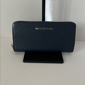 Michael Kors Navy Zip Wallet